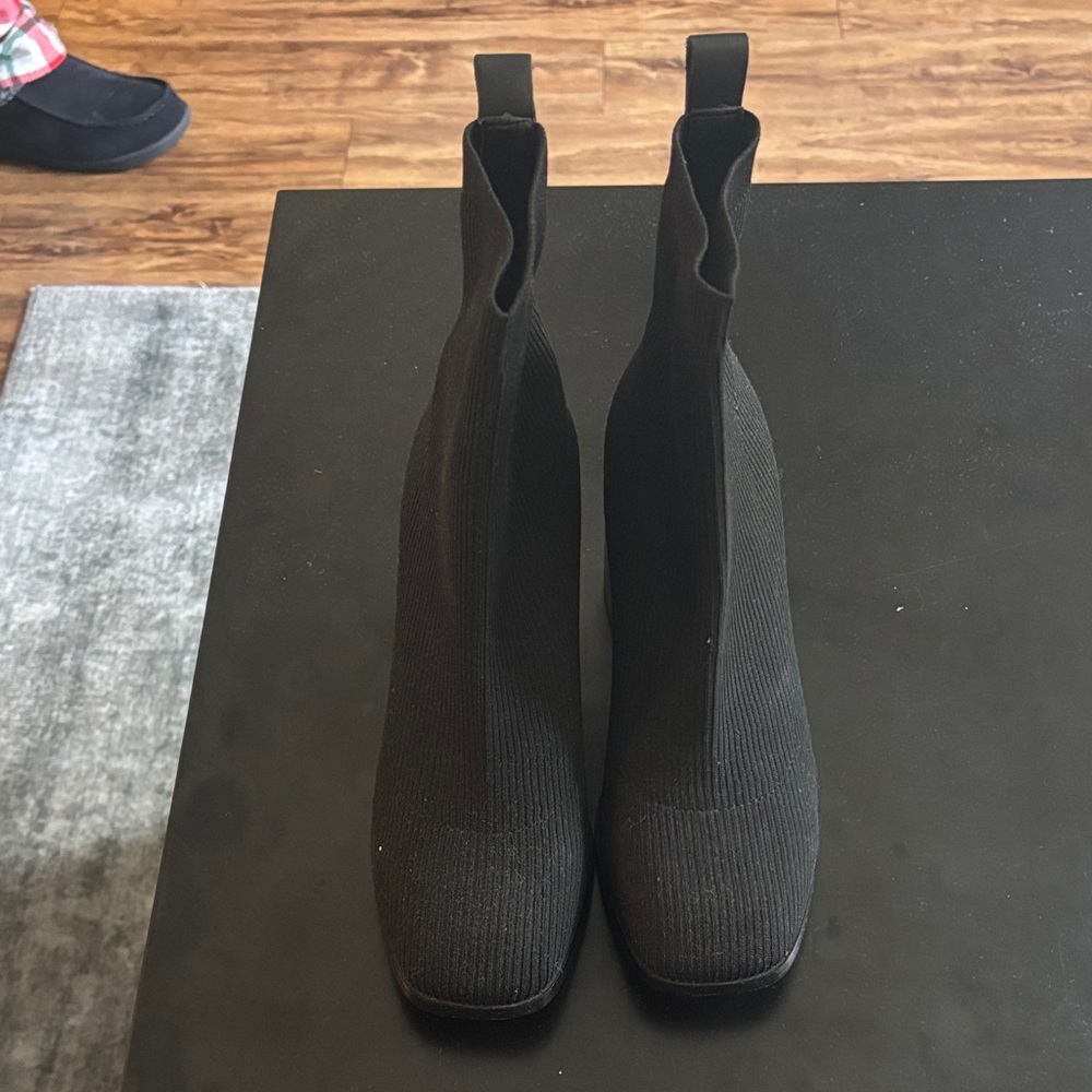 Chic Black Ankle Booties